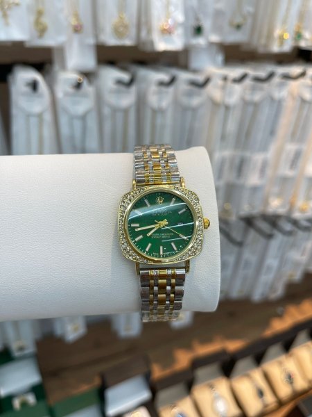 Women watches – W.W.B.18