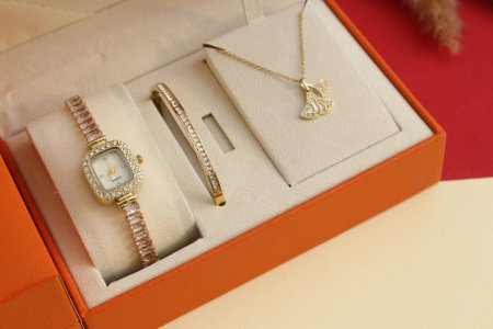 Women watche set -W.W.S.12