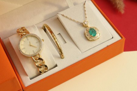 Women watche set -W.W.S.14