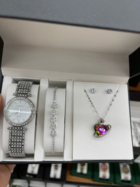 Women watche set -w.w.s.124